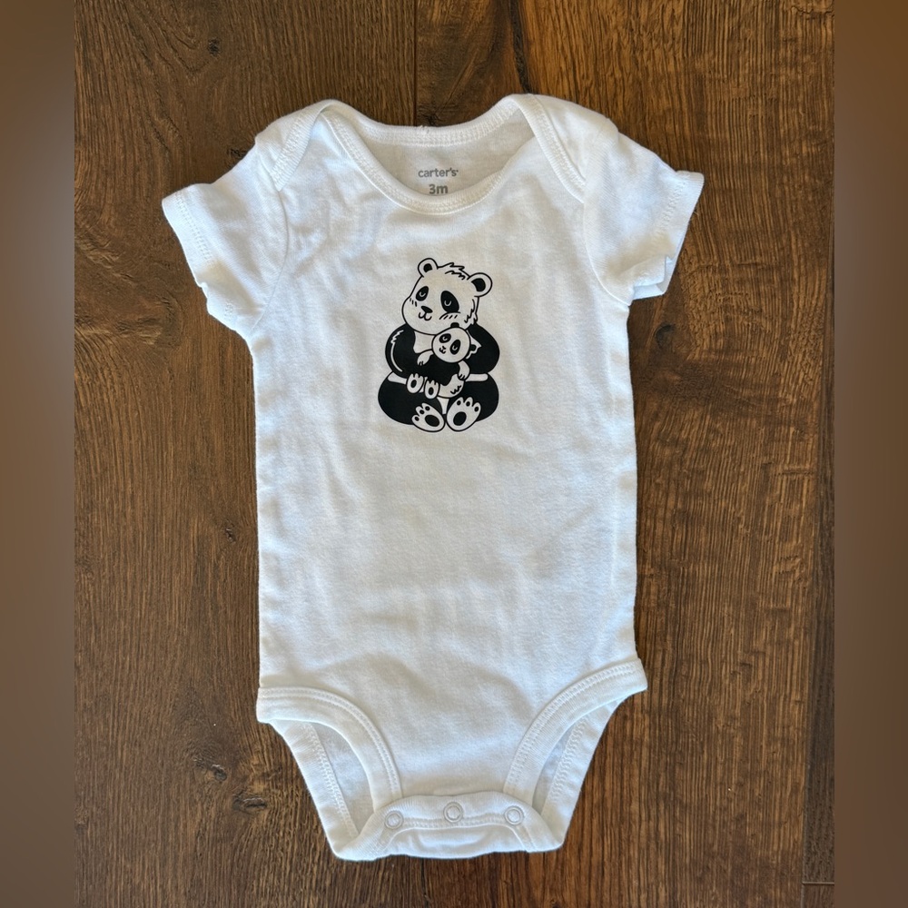 ✨4/$15✨ Panda Baby Onesie Carter’s Size 3 Months